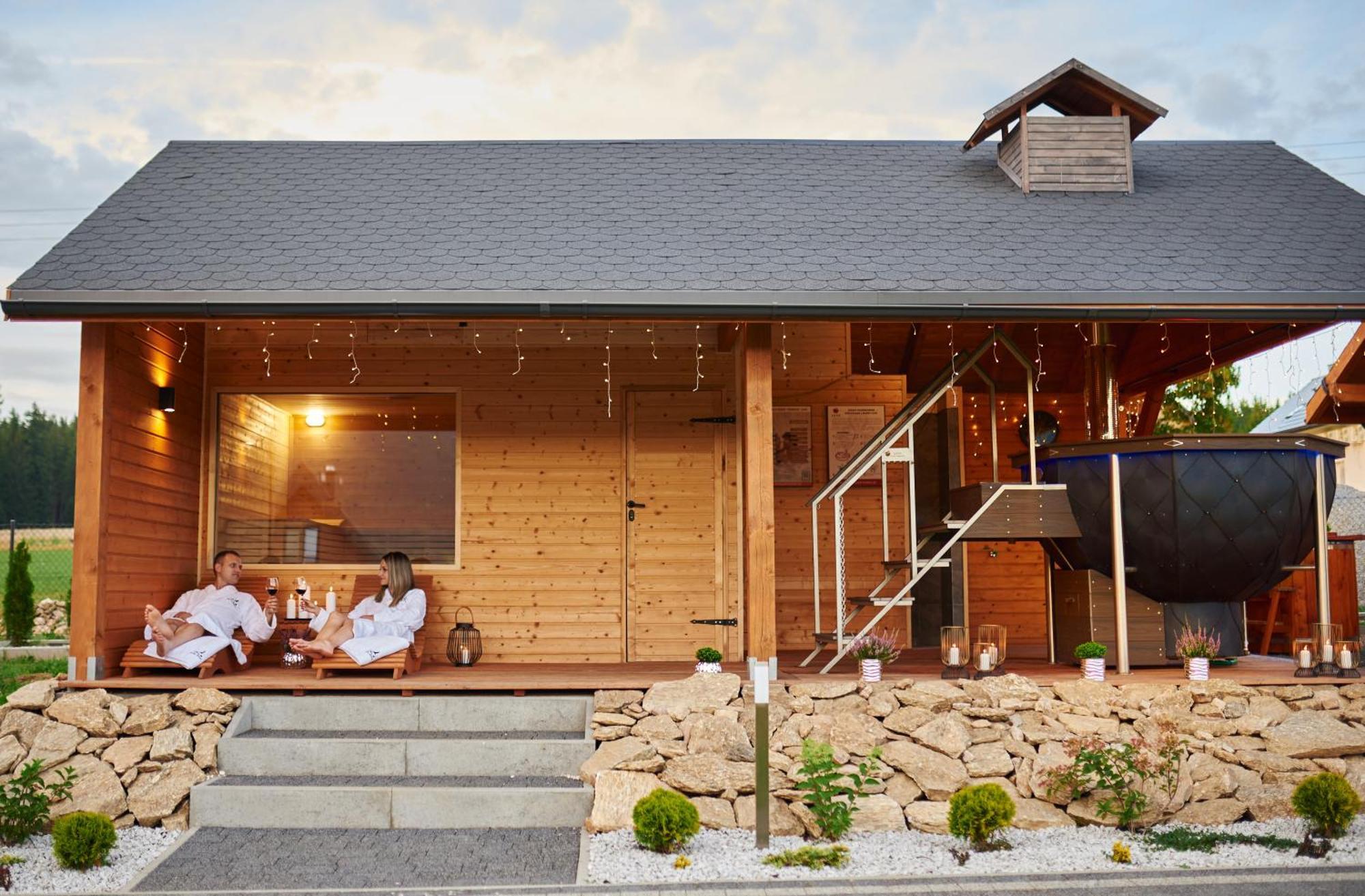 Osada Orlica Klimatyczne Z Widokiem Na Gory I Termalnym Sauna Jacuzzi 4 Km Od Zieleniec Arena Chalet *
